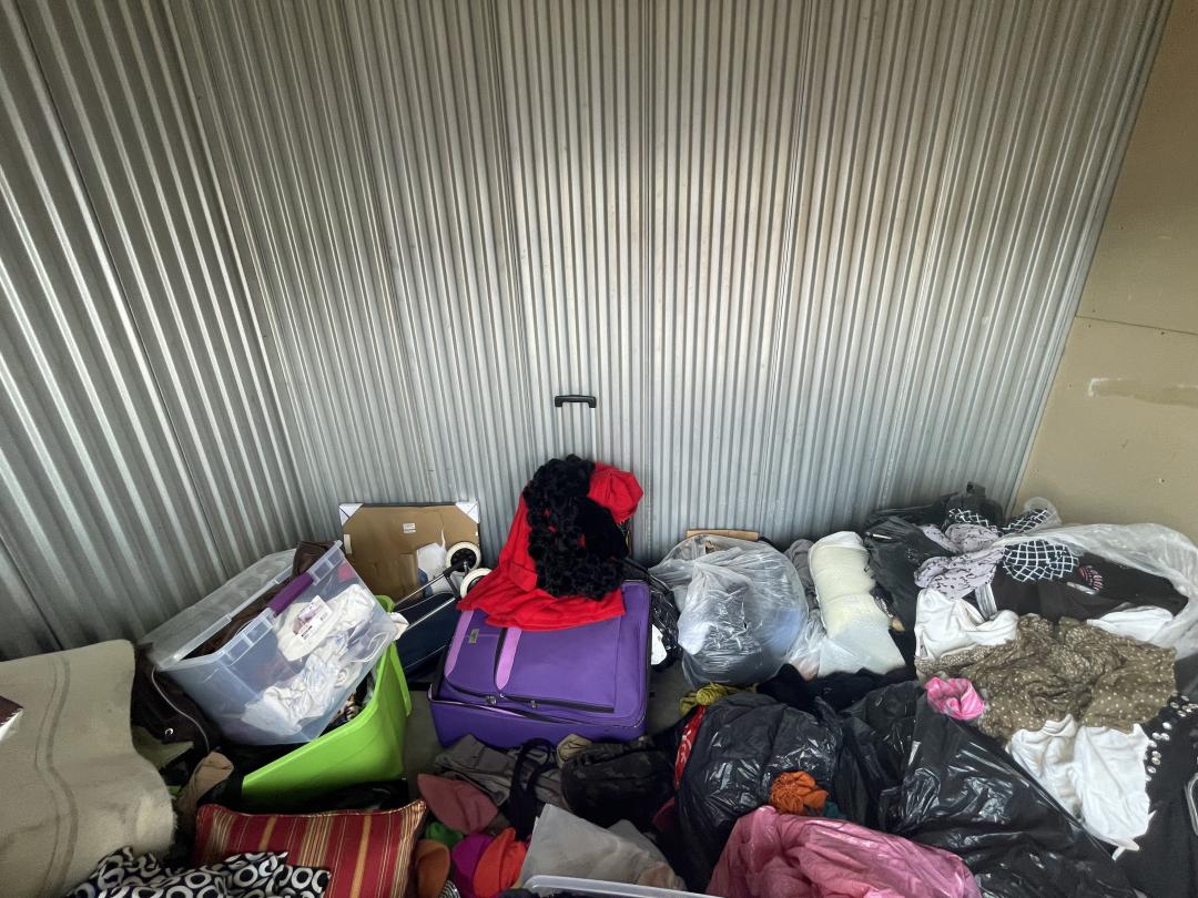 Storage Unit Auction in Flowood, MS at Storage Max Lakeland ends on